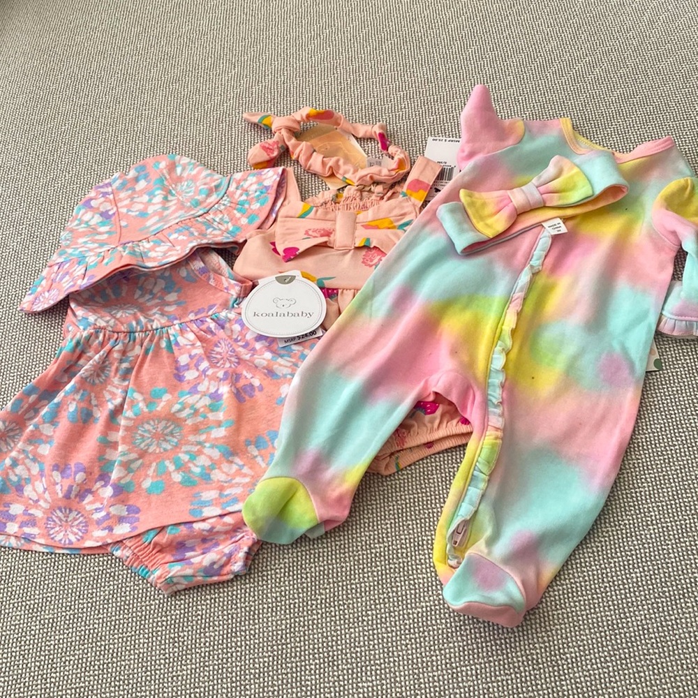 Baby bundle outfits